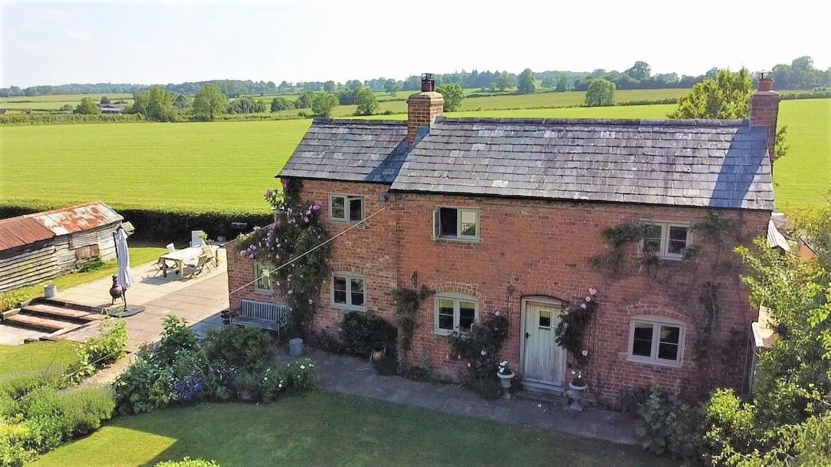 house for sale in Upper Hasfield, Hasfield, Gloucestershire, GL19