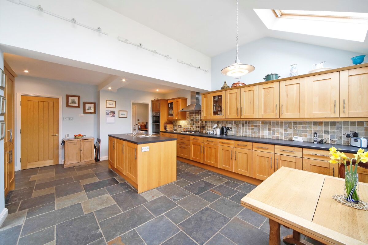 house for sale in Highwood Avenue, CHELTENHAM, Gloucestershire, GL53