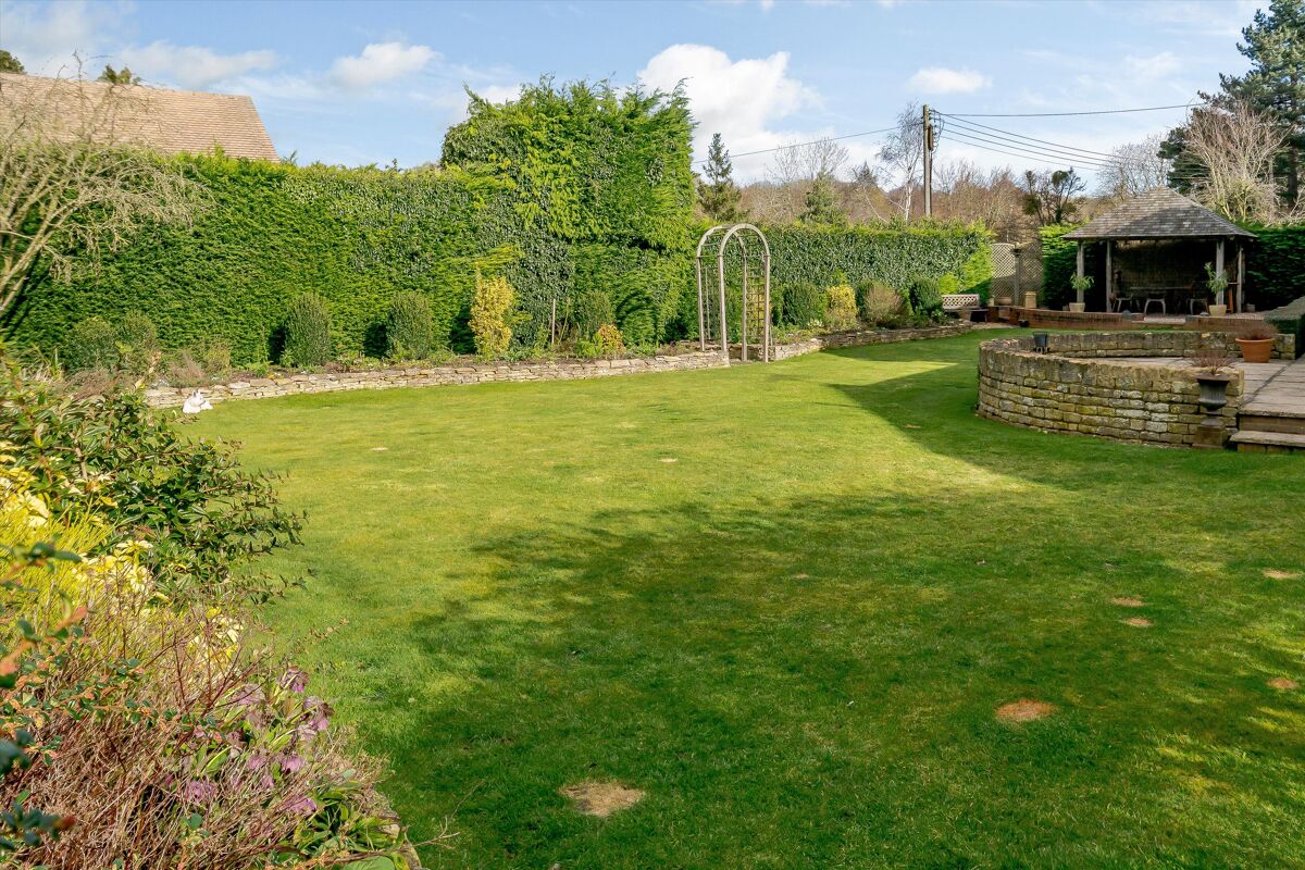 house for sale in Old Mansion Drive, Bredon, Tewkesbury