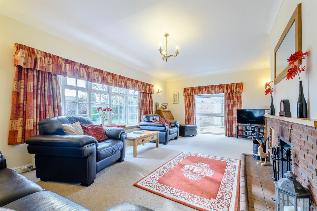 house for sale in Old Mansion Drive, Bredon, Tewkesbury