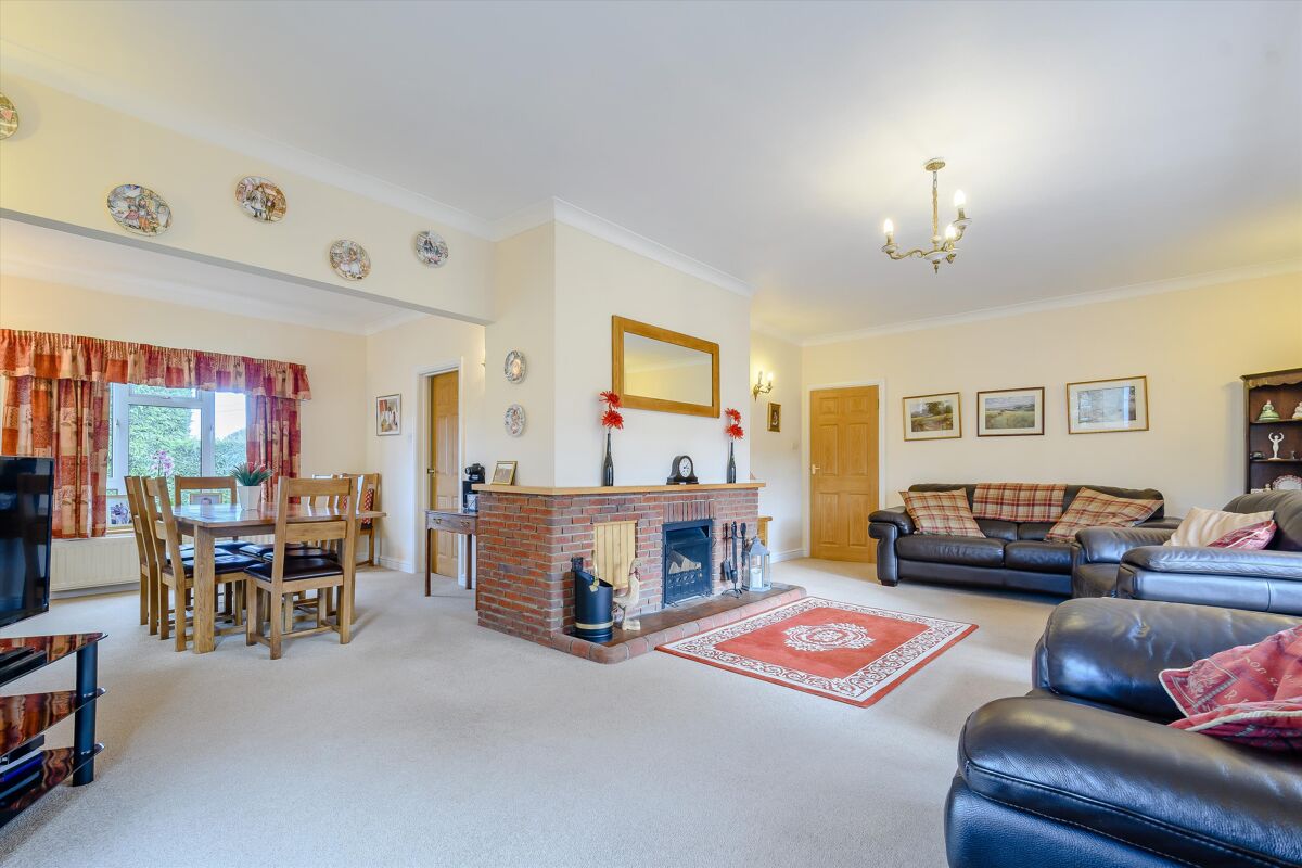 house for sale in Old Mansion Drive, Bredon, Tewkesbury