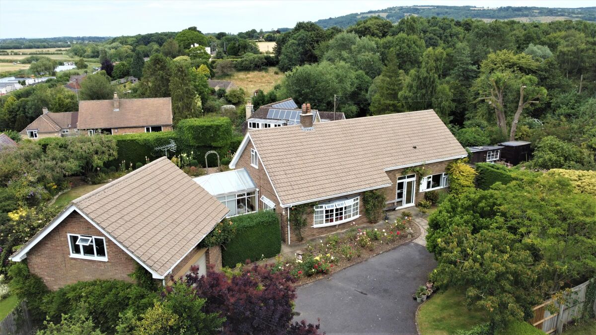 house for sale in Old Mansion Drive, Bredon, Tewkesbury