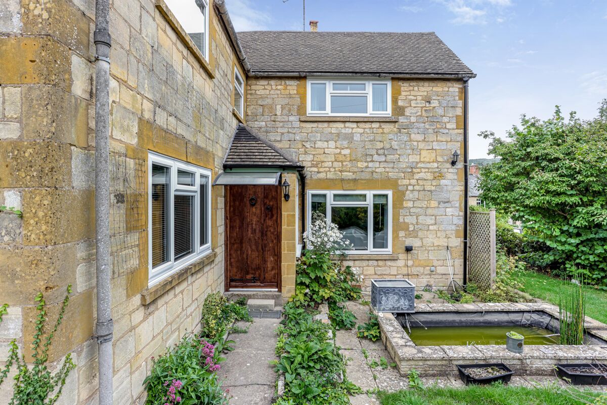 house for sale in Castle Street, Cheltenham, Gloucestershire, GL54 CHE012220613