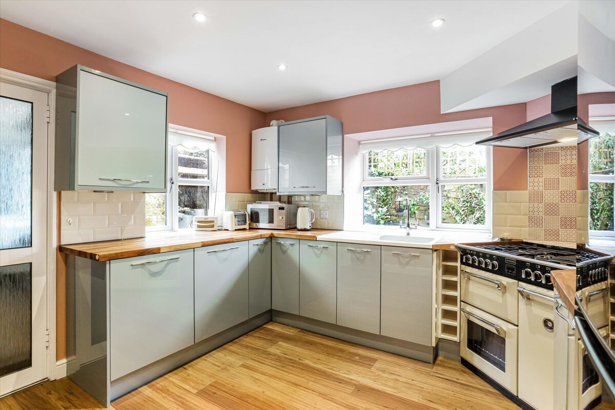 house for sale in Castle Street, Cheltenham