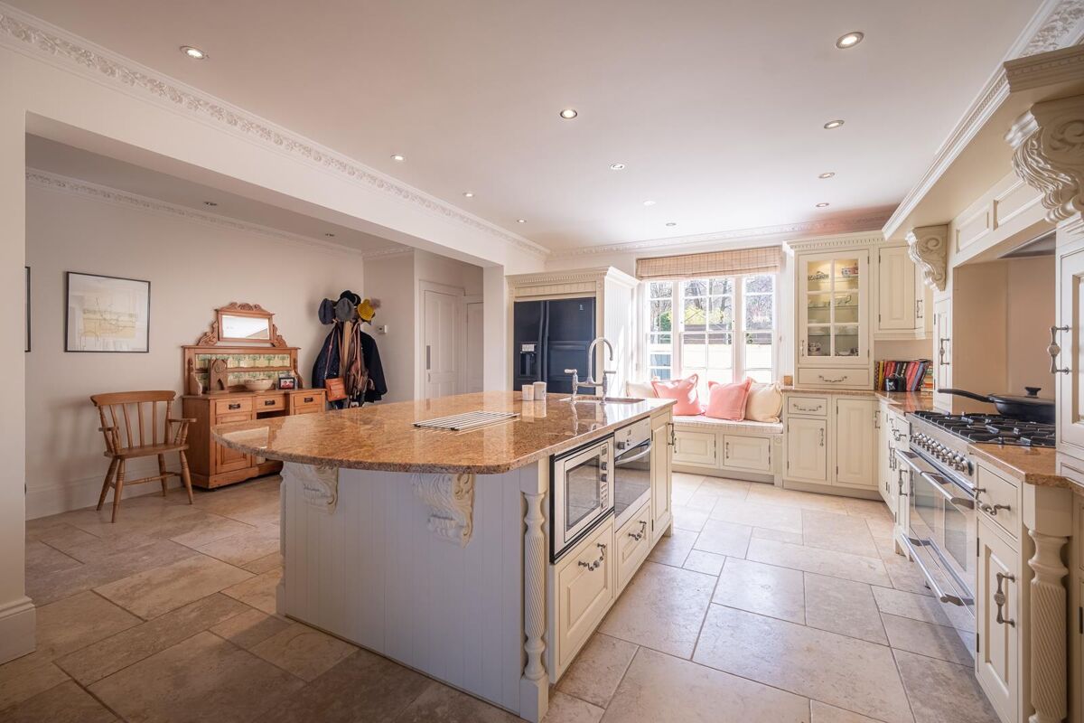 house for sale in Lansdown Parade, Cheltenham, Gloucestershire, GL50