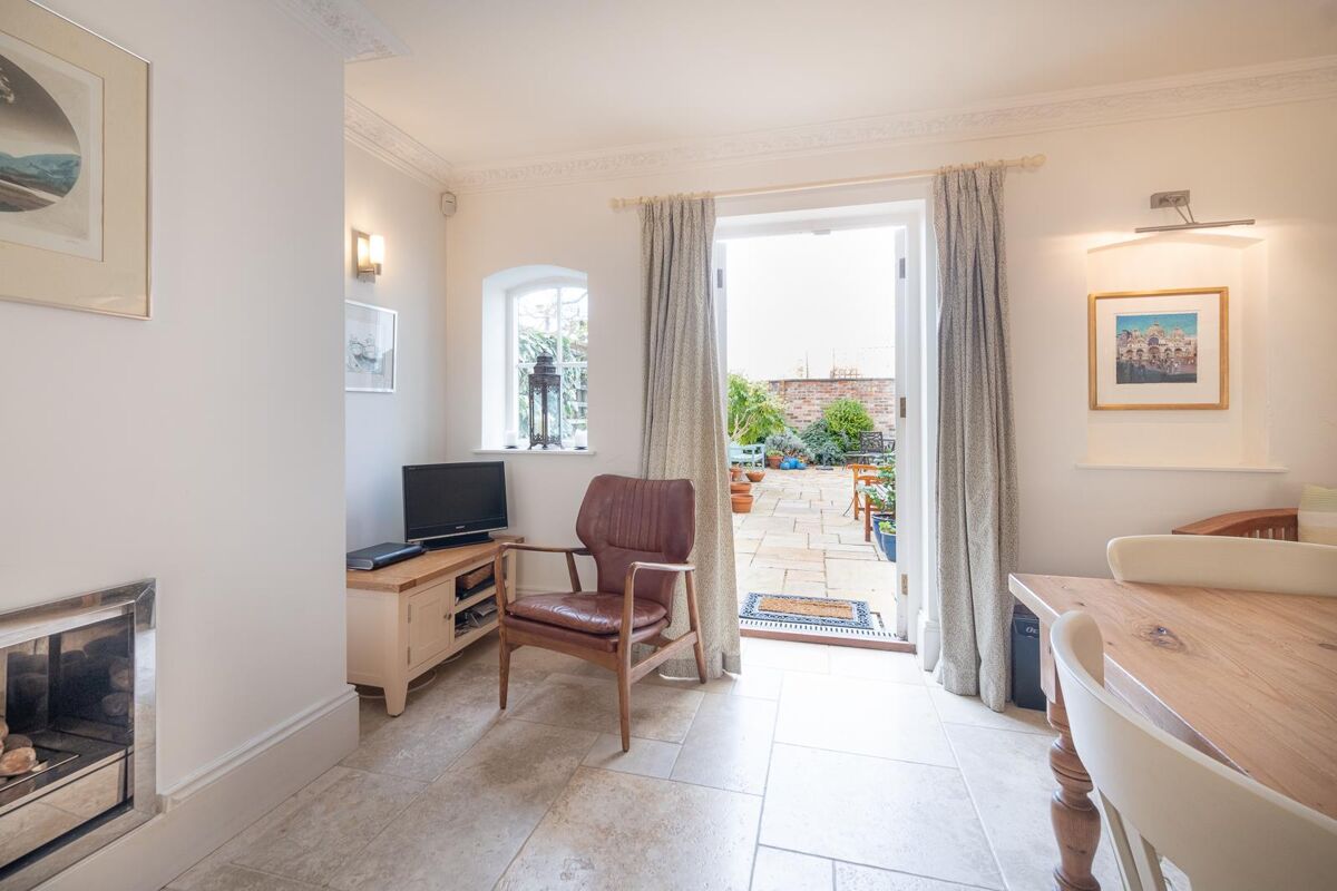 house for sale in Lansdown Parade, Cheltenham, Gloucestershire, GL50