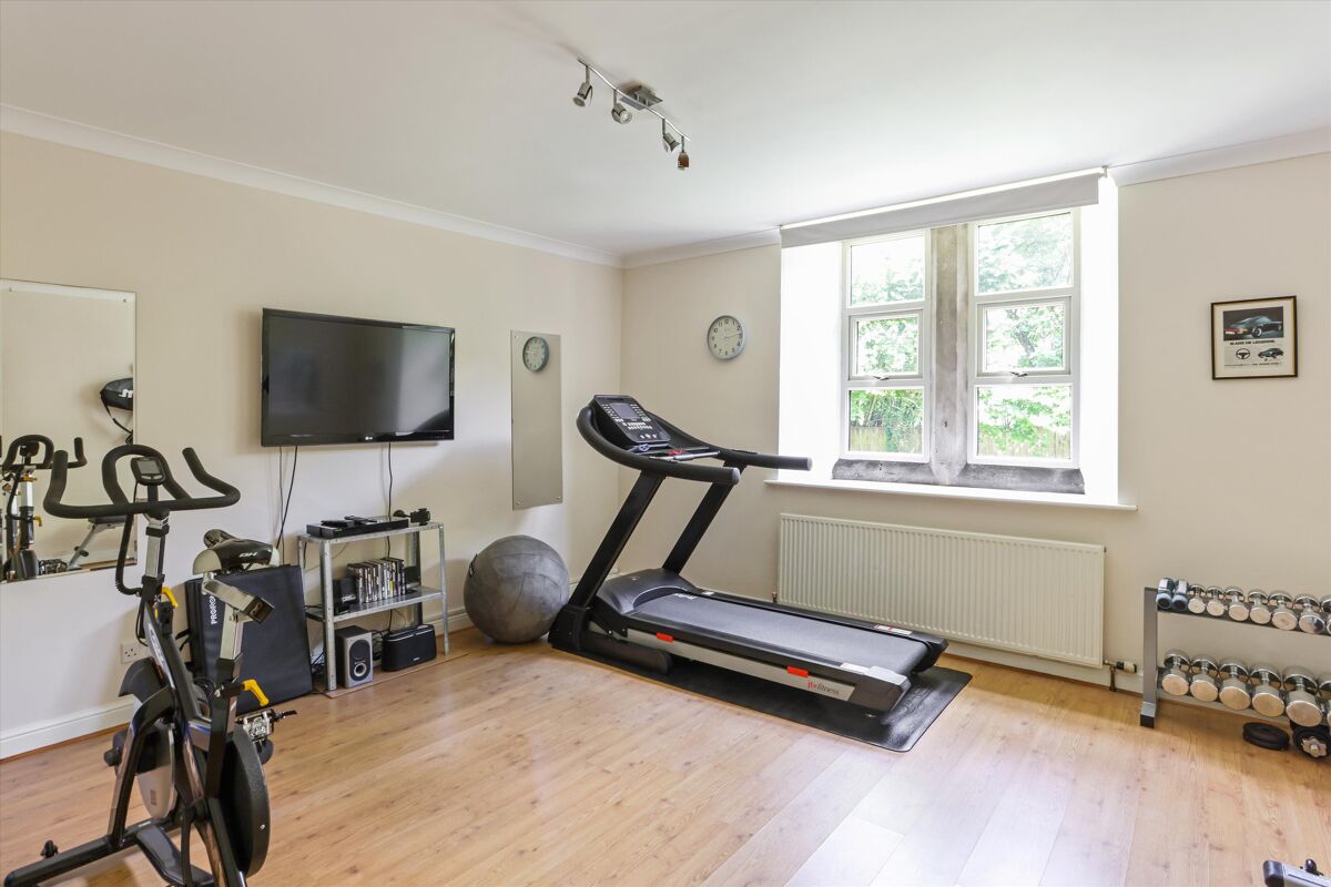 house for sale in Stoney Road, Kilcot, Newent, Gloucestershire, GL18