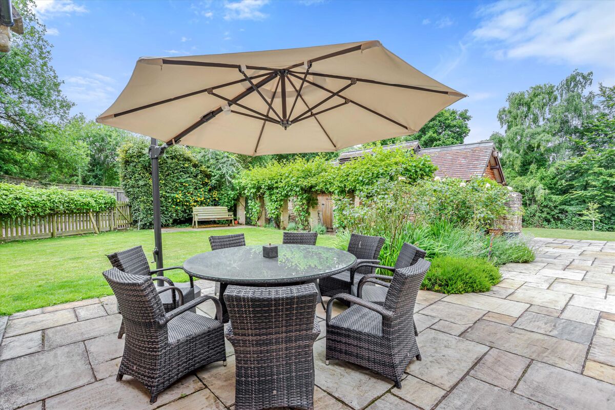 house for sale in Stoney Road, Kilcot, Newent, Gloucestershire, GL18