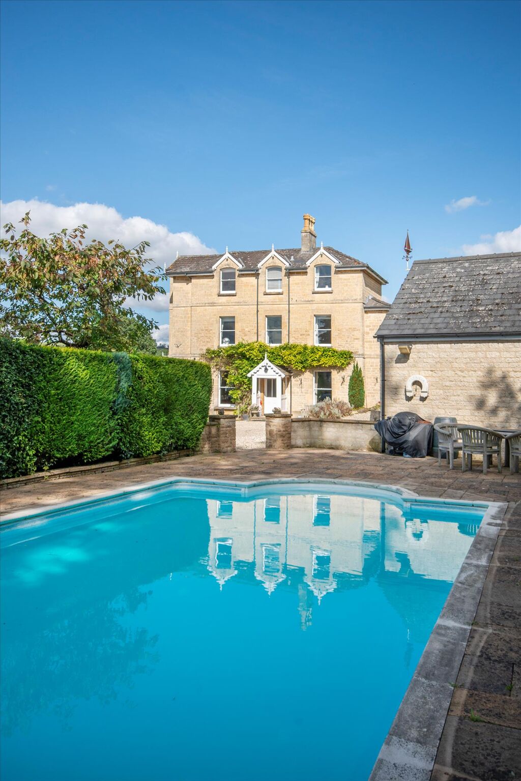 Image of Cleeve Hill, Cheltenham, Gloucestershire, GL52