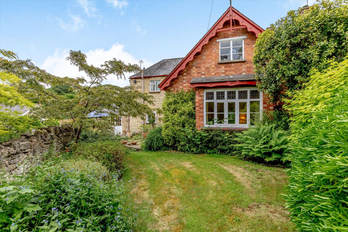 house for sale in the middle of Prestbury, Cheltenham, Gloucestershire