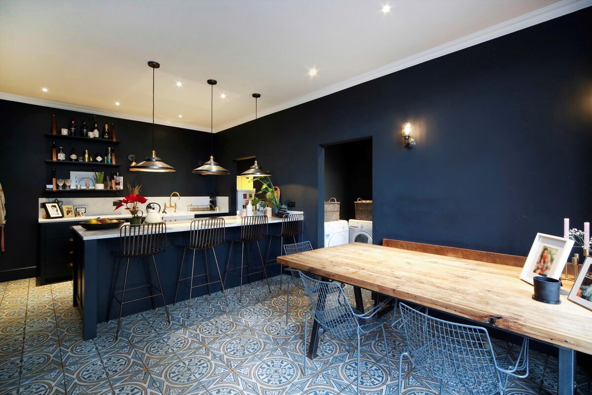 house for sale in Suffolk Square, Cheltenham, Gloucestershire, GL50