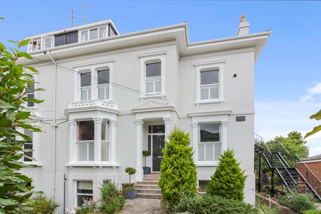 Image of Witney Court, Western Road, Cheltenham, Gloucestershire, GL50