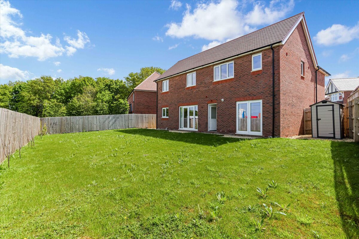 house for sale in Bluebell Close, Cheltenham, Gloucestershire, GL53 CHE012286999 Knight Frank