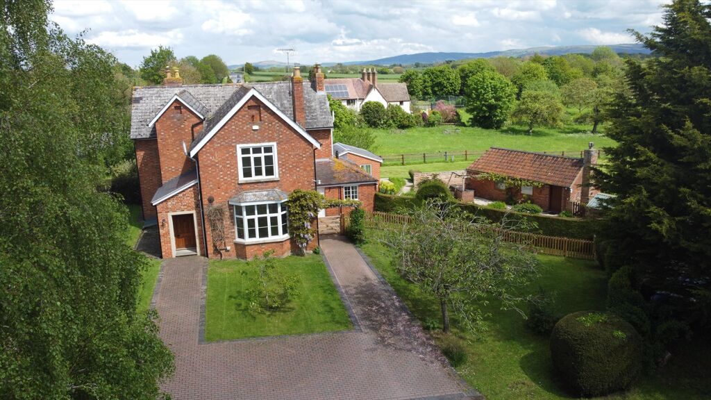 Image of Tewkesbury Road, The Leigh, Gloucester, Gloucestershire, GL19