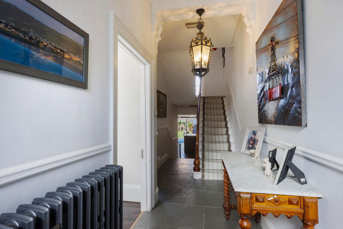 house for sale in Hewlett Road, Cheltenham, Gloucestershire, GL52. CHE012312814 Knight Frank