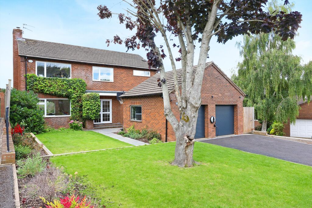 Image of Ham Close, Charlton Kings, Cheltenham, Gloucestershire GL52