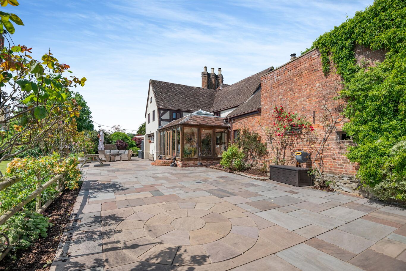 Image of Tewkesbury Road, The Leigh, Gloucester, Gloucestershire, GL19