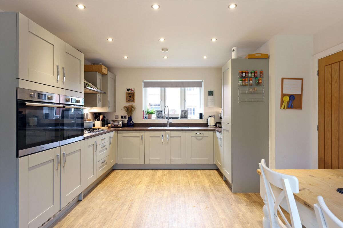 house for sale in Poppy Meadow Close, Gloucester