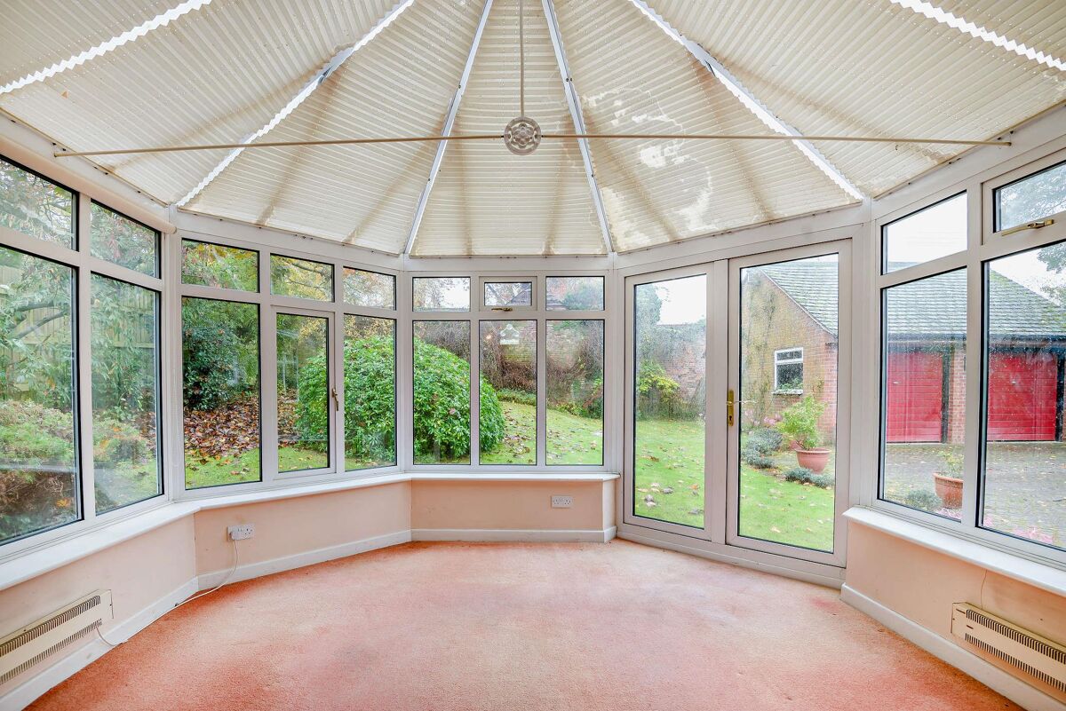 house for sale in Fleet Road, Twyning, Tewkesbury, Gloucestershire