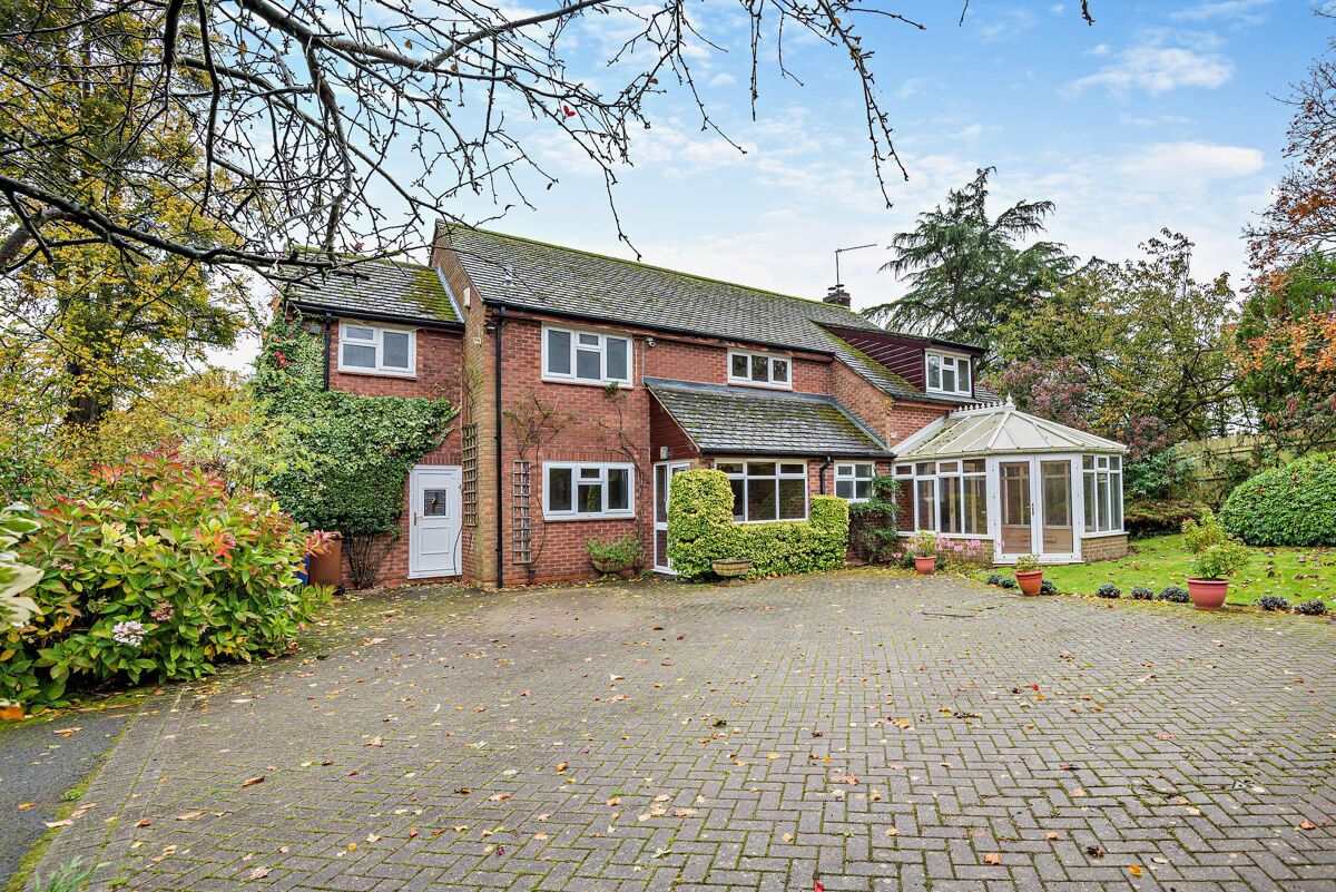 house for sale in Fleet Road, Twyning, Tewkesbury, Gloucestershire