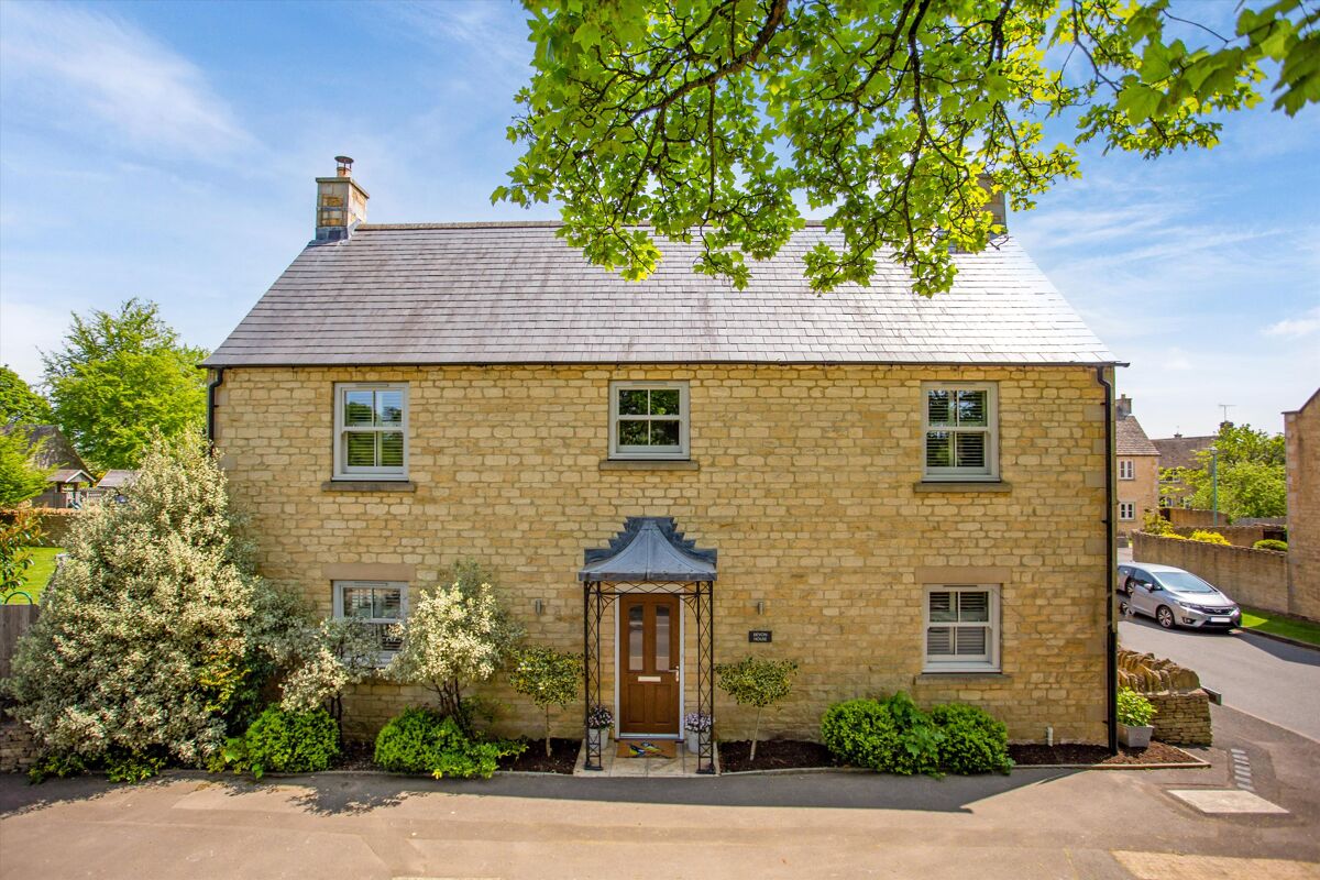 house for sale in Birdlip, Gloucester, Gloucestershire, GL4