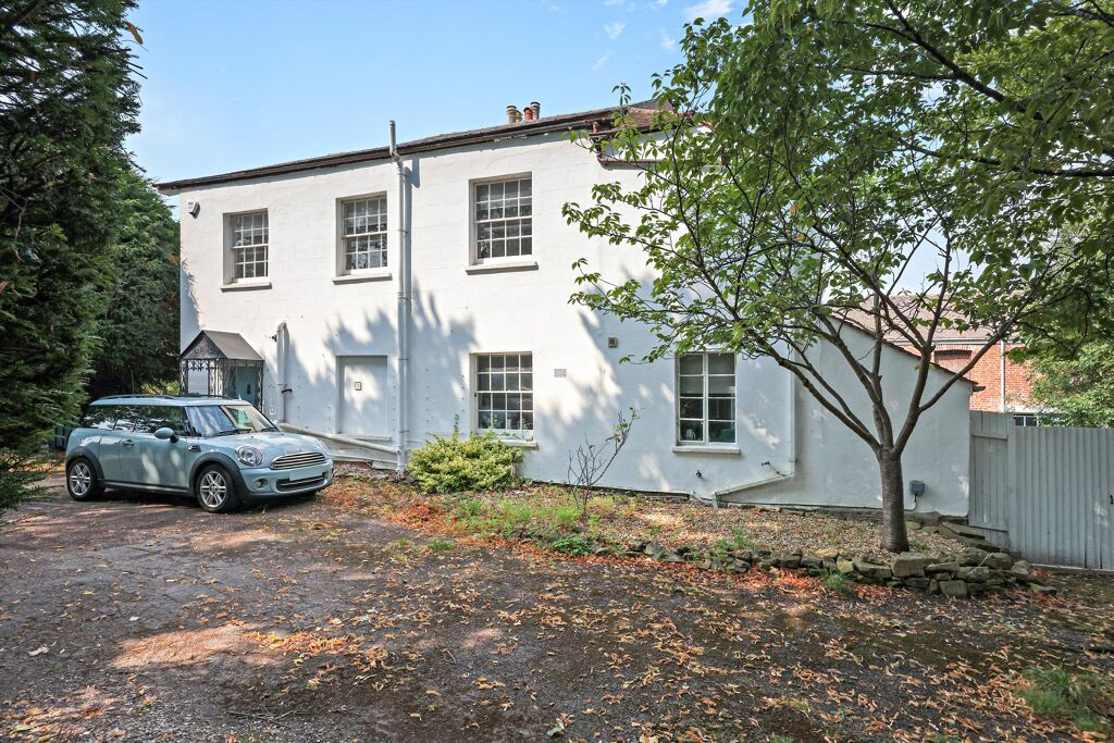 Image of Shurdington Road, Cheltenham, Gloucestershire, GL53