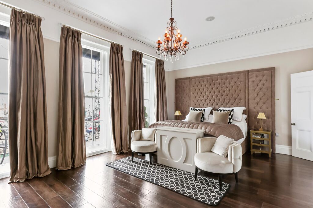 Image of Crescent Terrace, Cheltenham, Gloucestershire, GL50.