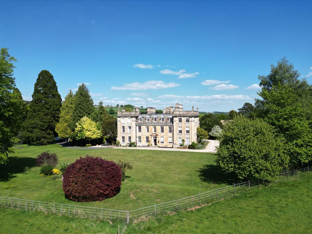 Image of Sandywell Park, Whittington, Cheltenham, Gloucestershire, GL54