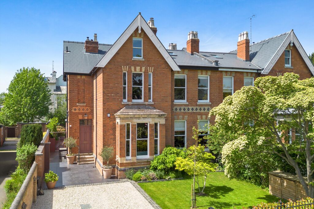 Image of Painswick Road, Cheltenham, Gloucestershire GL50