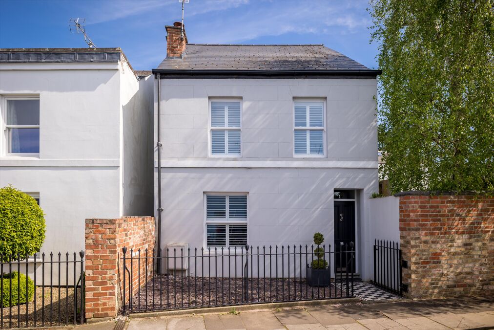Image of Tivoli Street, Cheltenham, Gloucestershire, GL50