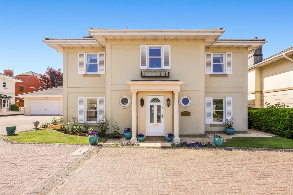 Image of Ellesmere Grove, Cheltenham, Gloucestershire, GL50
