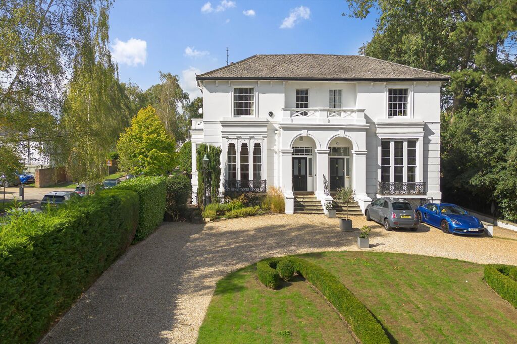 Image of Evesham Road, Cheltenham, Gloucestershire, GL52