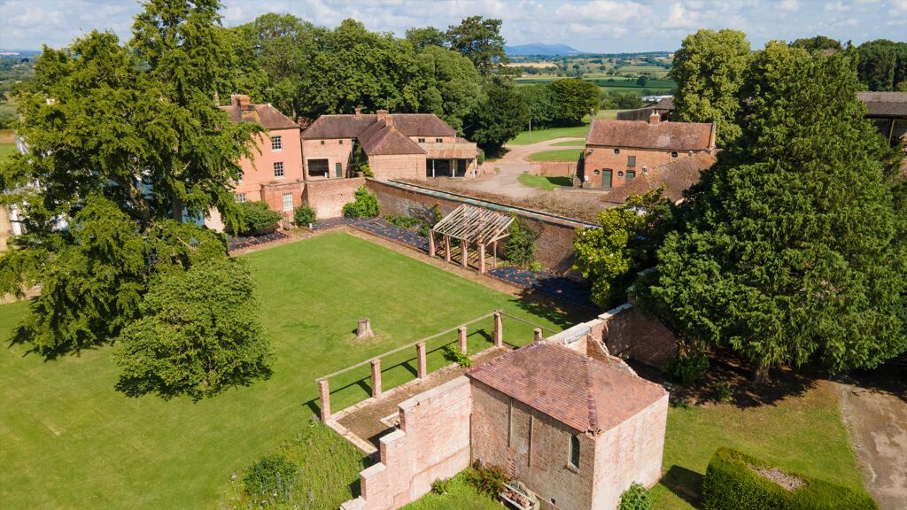 Image of Court Drive, Apperley, Gloucester, Gloucestershire, GL19