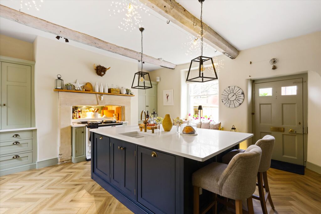 Image of Manor End, Up Hatherley, Cheltenham, Gloucestershire, GL51