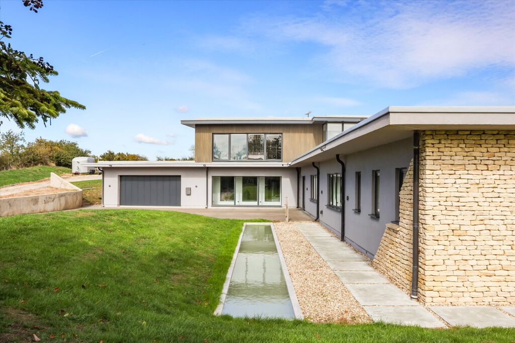 Image of Hyde Lane, Cheltenham, Gloucestershire, GL51