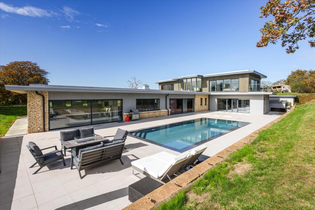 Image of Hyde Lane, Cheltenham, Gloucestershire, GL51