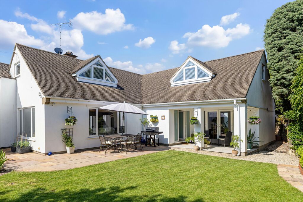 Image of Well Place, Cheltenham, Gloucestershire GL50