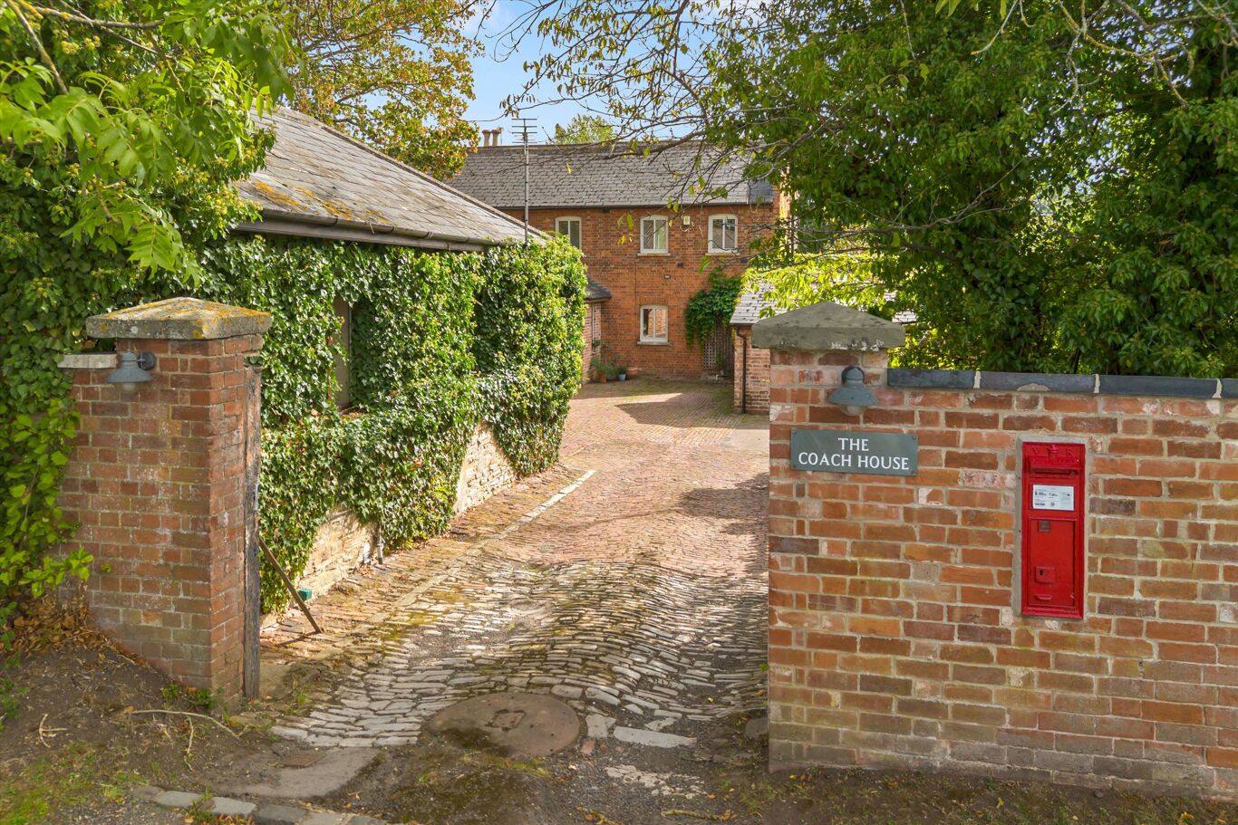 Image of The Leigh, Gloucester, Gloucestershire GL19