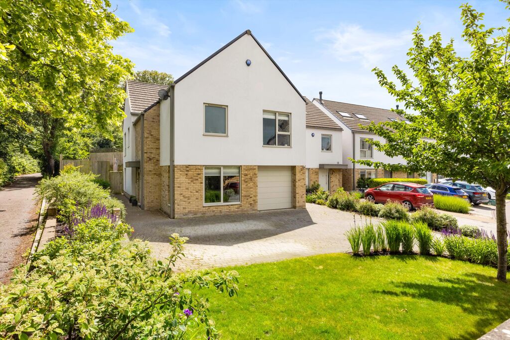 Image of Leckhampton Views, Cheltenham, Gloucestershire GL53