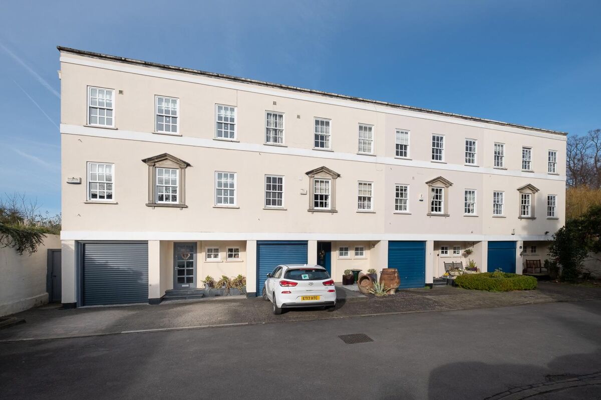 house for sale in Calderwood Court, Montpellier Parade, Cheltenham