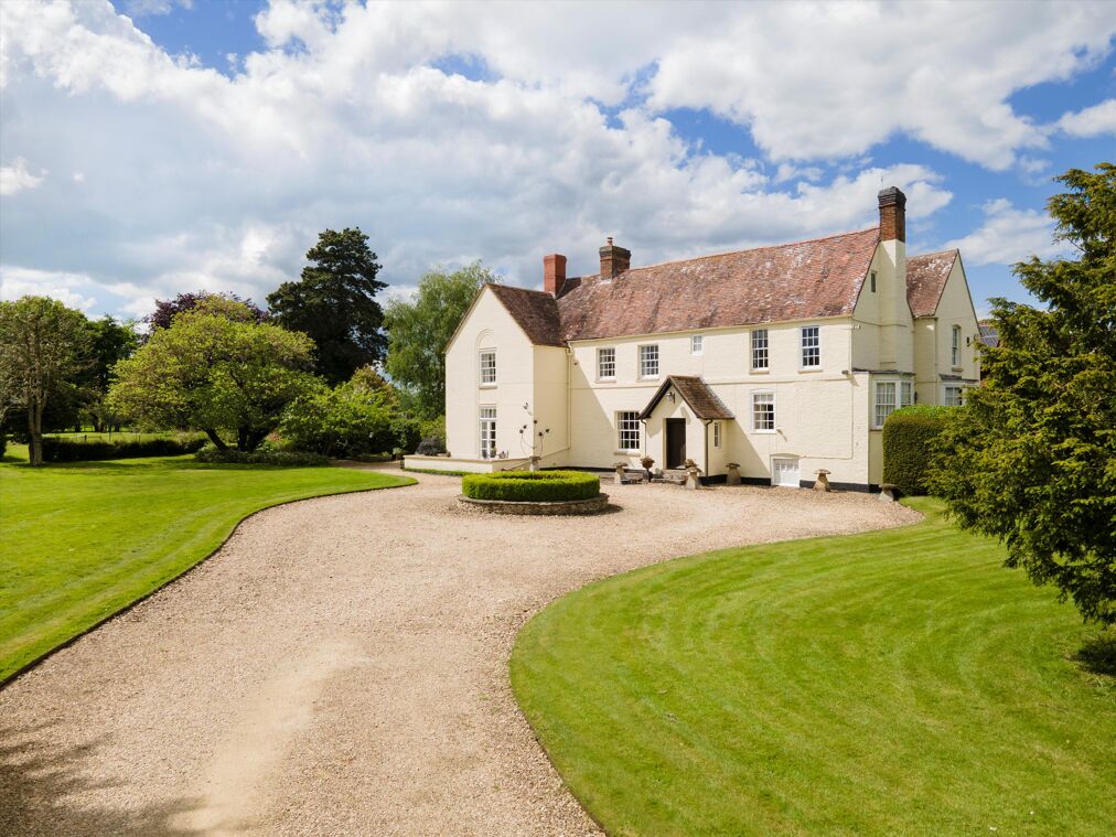 Image of Sandhurst Lane, Sandhurst, Gloucester, Gloucestershire, GL2