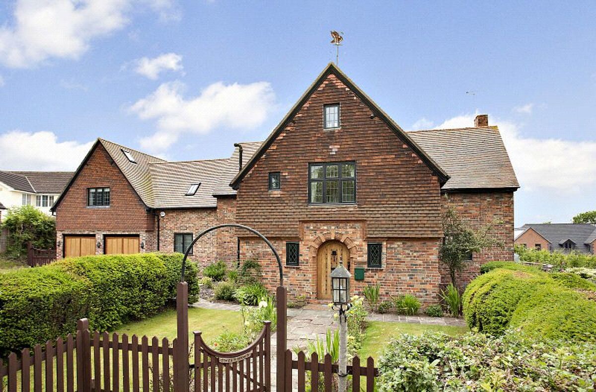 house for sale in Pirton Lane, Churchdown, Gloucester, Gloucestershire