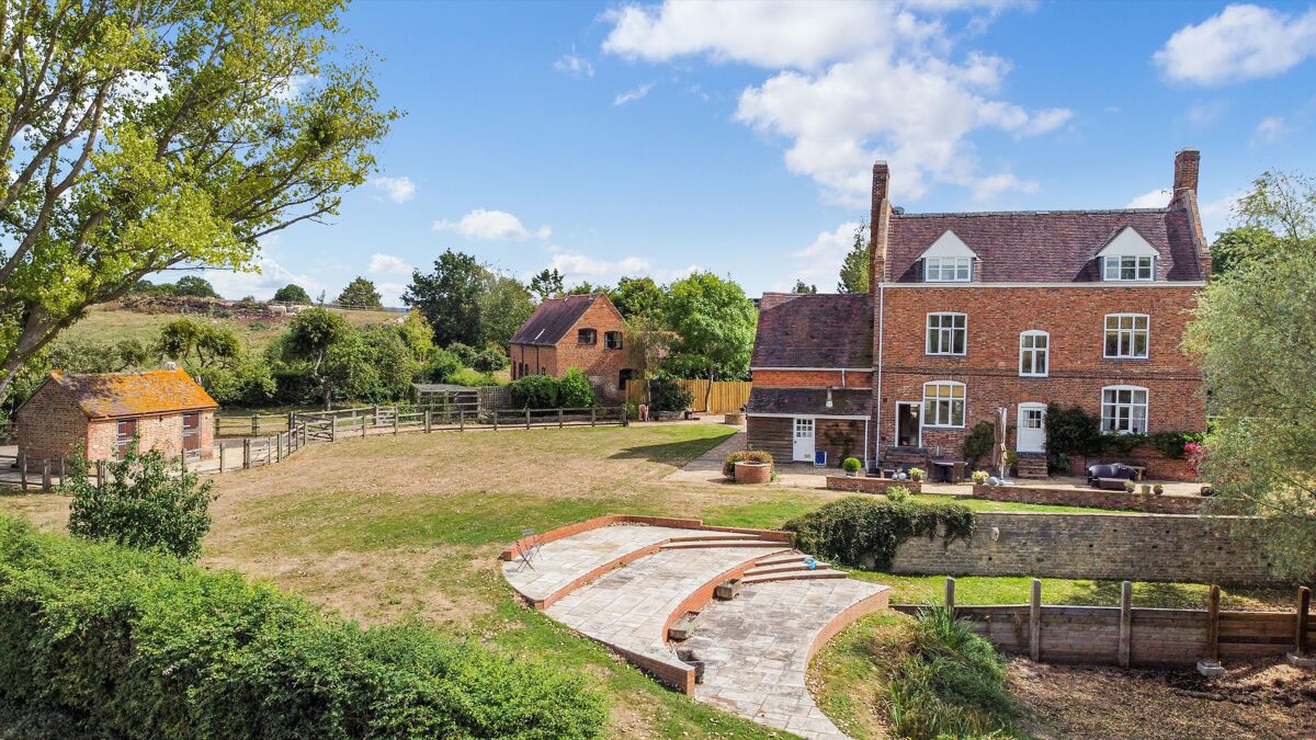 house for sale in The Leigh, Gloucester, Gloucestershire, GL19