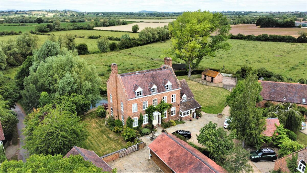 house for sale in The Leigh, Gloucester, Gloucestershire, GL19