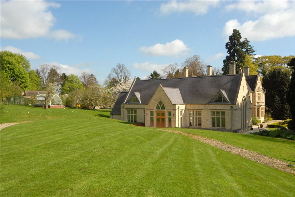 house for sale in Cheltenham, Gloucestershire, GL54