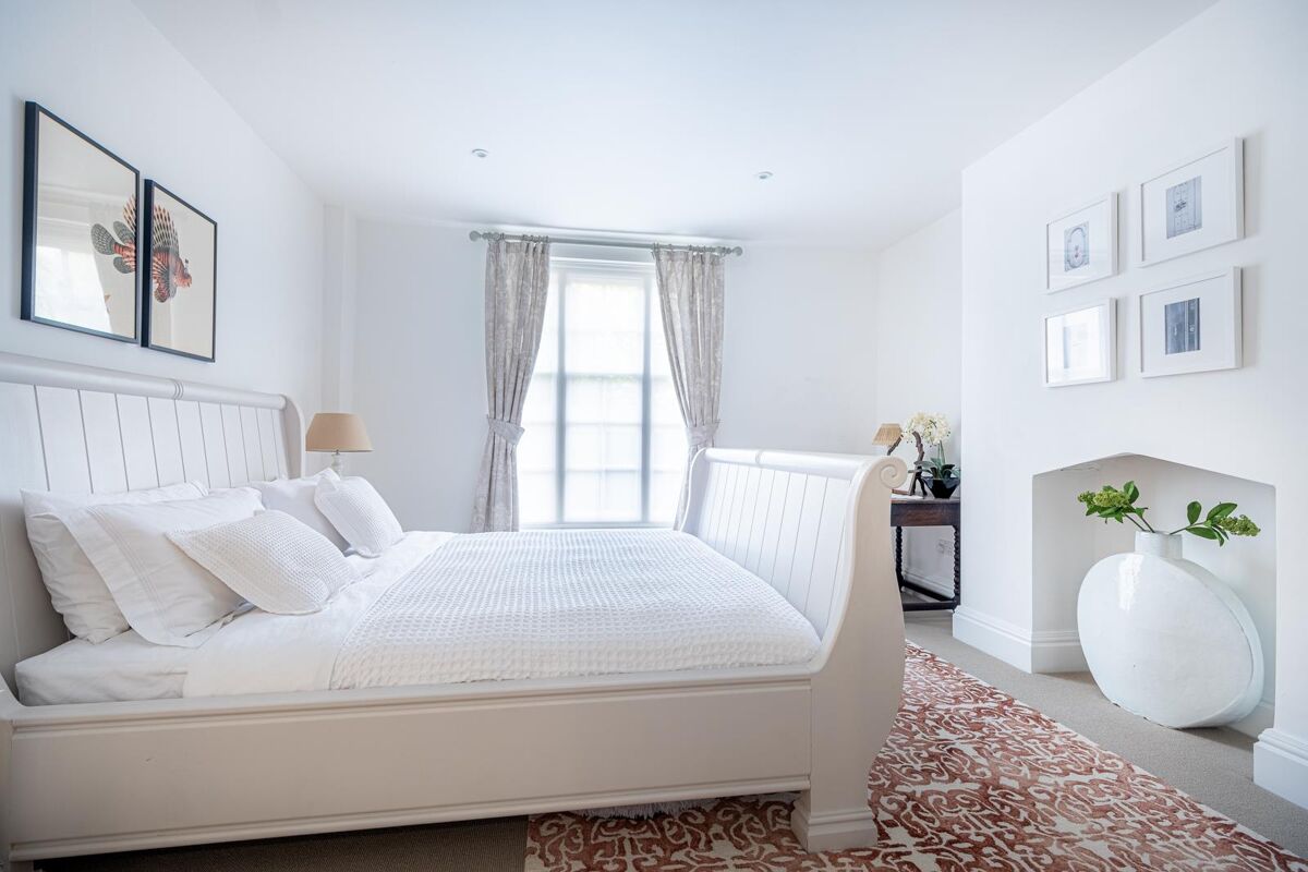 house for sale in Lansdown Parade, Cheltenham, Gloucestershire, GL50