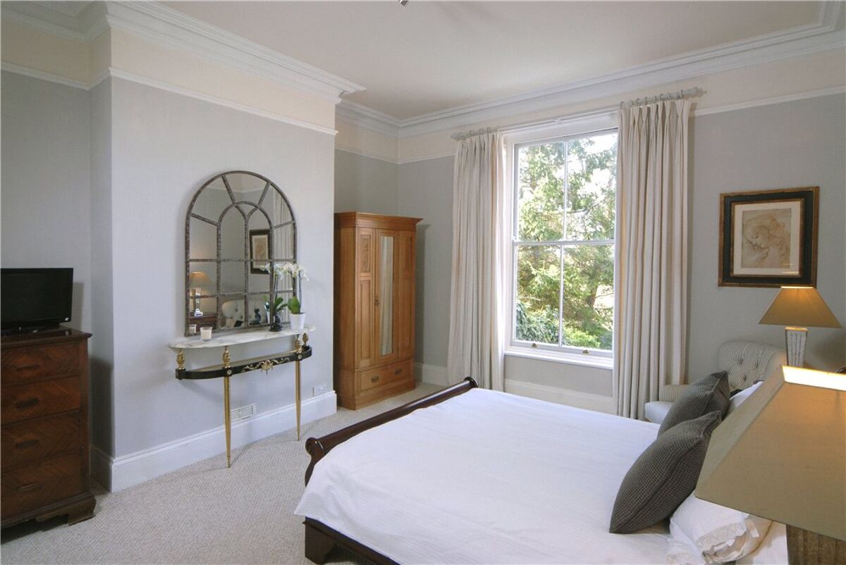 flat for sale in Christchurch Road, Cheltenham, Gloucestershire, GL50