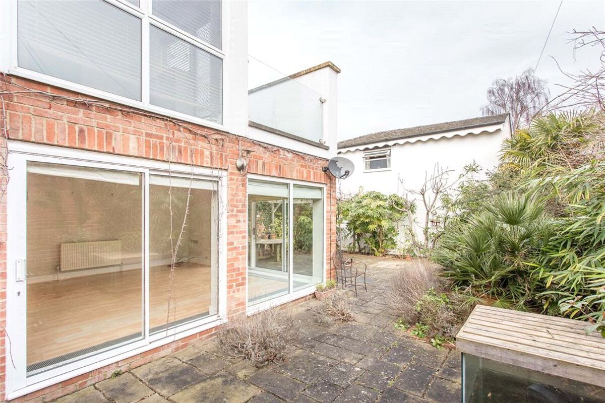 house for sale in Wellington Lane, Cheltenham, Gloucestershire, GL50