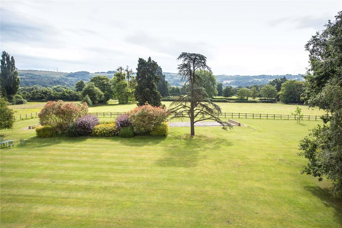 flat for sale in Prestbury Manor House, Southam Road, Cheltenham