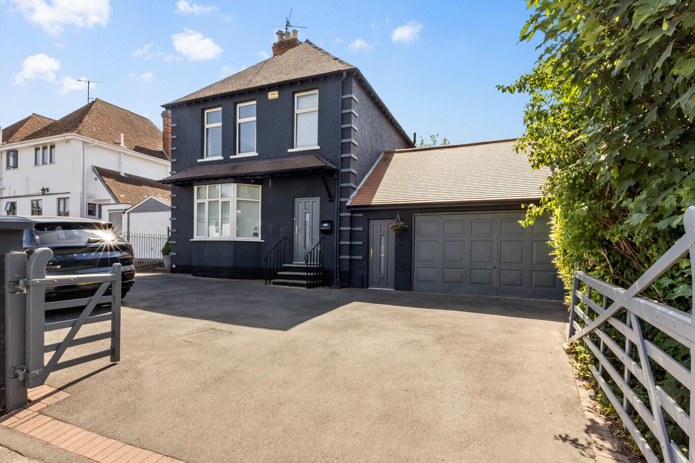Image of London Road, Cheltenham, Gloucestershire, GL52